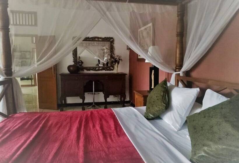 Bed and Breakfast Kembang Guest House