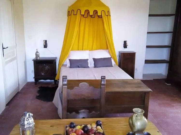 ベッドアンドブレックファースト L Auberge Médiévale  Maison D Hôtes