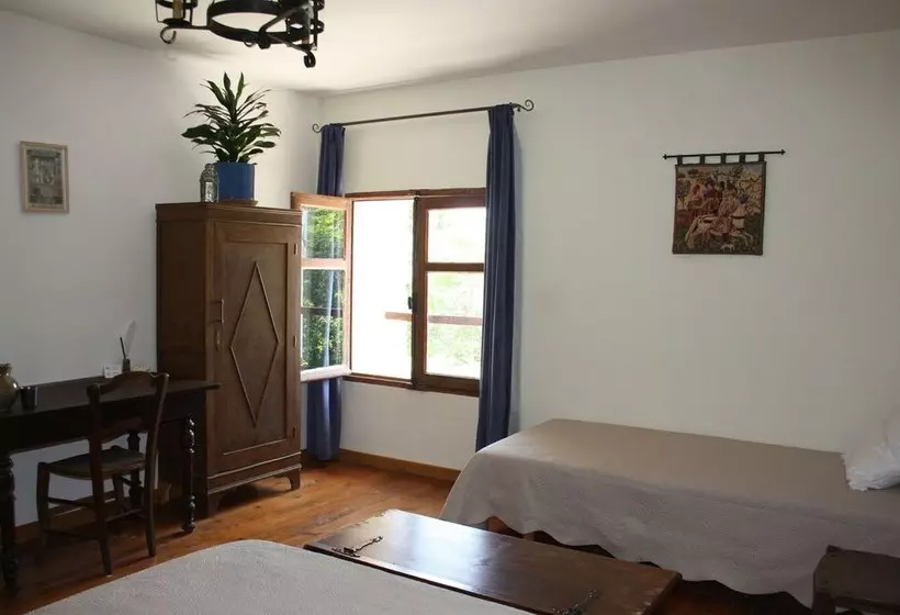 ベッドアンドブレックファースト L Auberge Médiévale  Maison D Hôtes