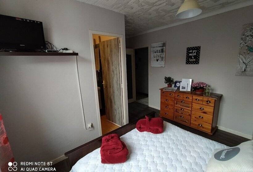 مبيت وإفطار La Squiffiecoise