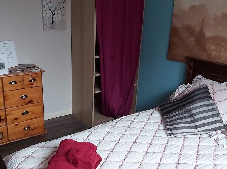 مبيت وإفطار La Squiffiecoise