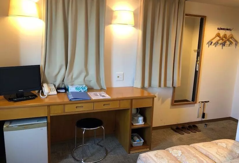 Business Hotel Cosmo Inn