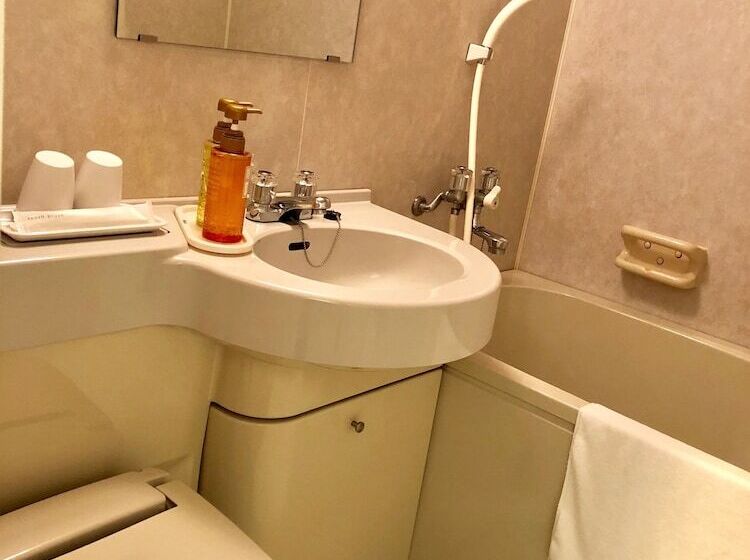 Business Hotel Cosmo Inn