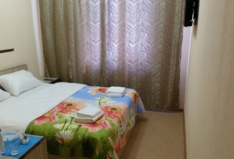 여관 Gostiniy Dom Zheleznogorskiy