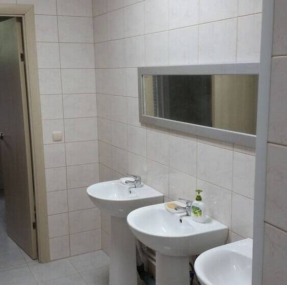 여관 Gostiniy Dom Zheleznogorskiy