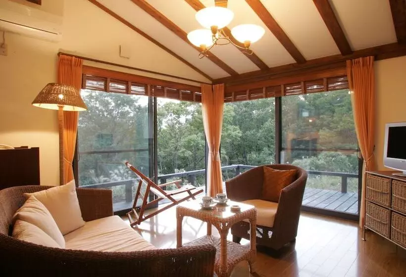 Hotelli Auberge   A Ma Façon