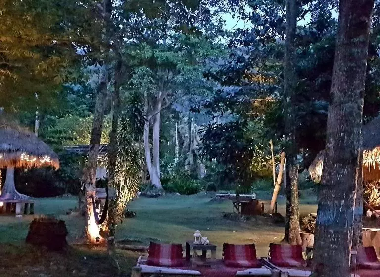 هتل Bay Yard Hut