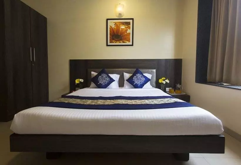 ホテル Bhagyashree Executive By Oyo Rooms