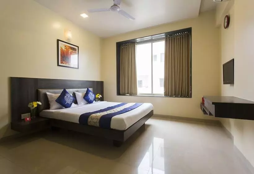 ホテル Bhagyashree Executive By Oyo Rooms