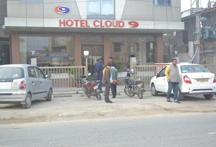 בית מלון כפרי Cloud 9