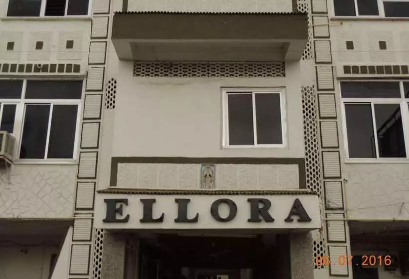 ホテル Ellora
