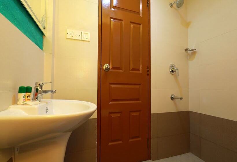 هتل Innate Inn By Oyo Rooms