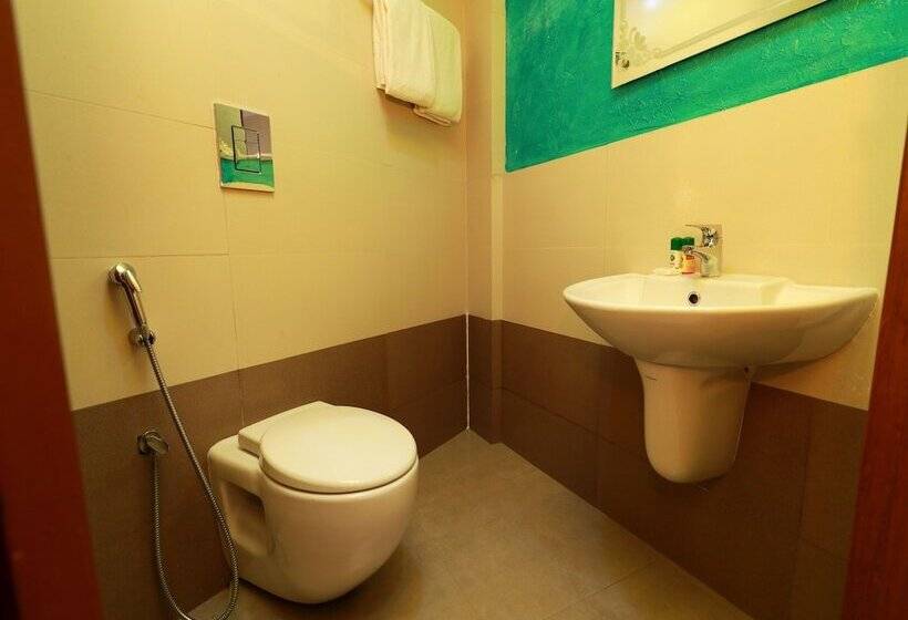 هتل Innate Inn By Oyo Rooms