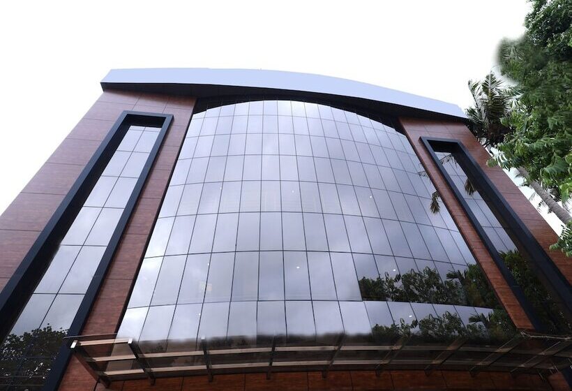 هتل Innate Inn By Oyo Rooms