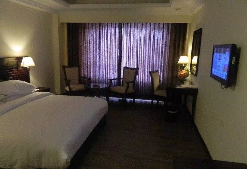 Hotelli Keshav Clarks Inn