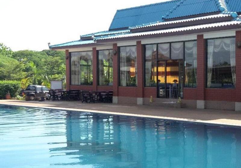 בית מלון כפרי Lomdao Resort