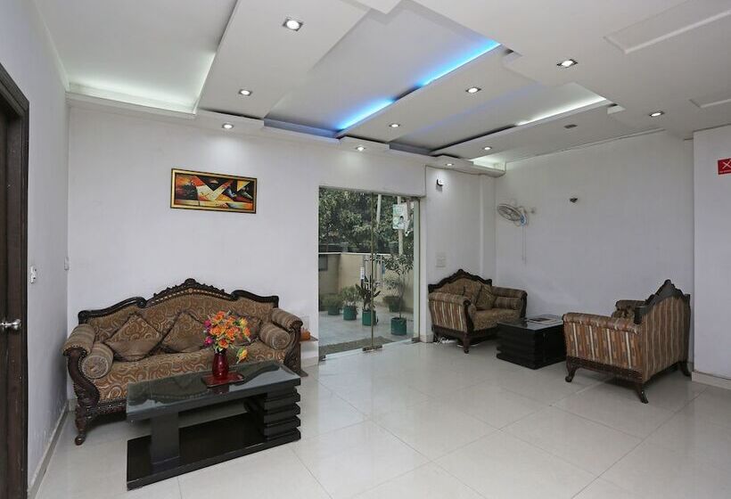 ホテル Lotus Park Gurgaon