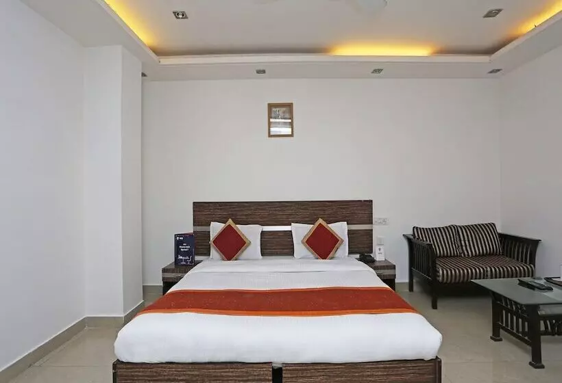 ホテル Lotus Park Gurgaon