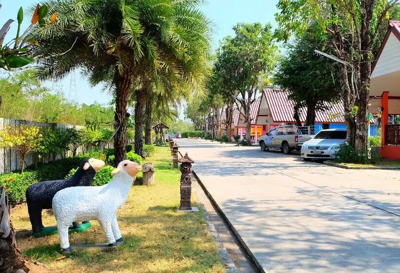 ホテル Meena Garden Resort