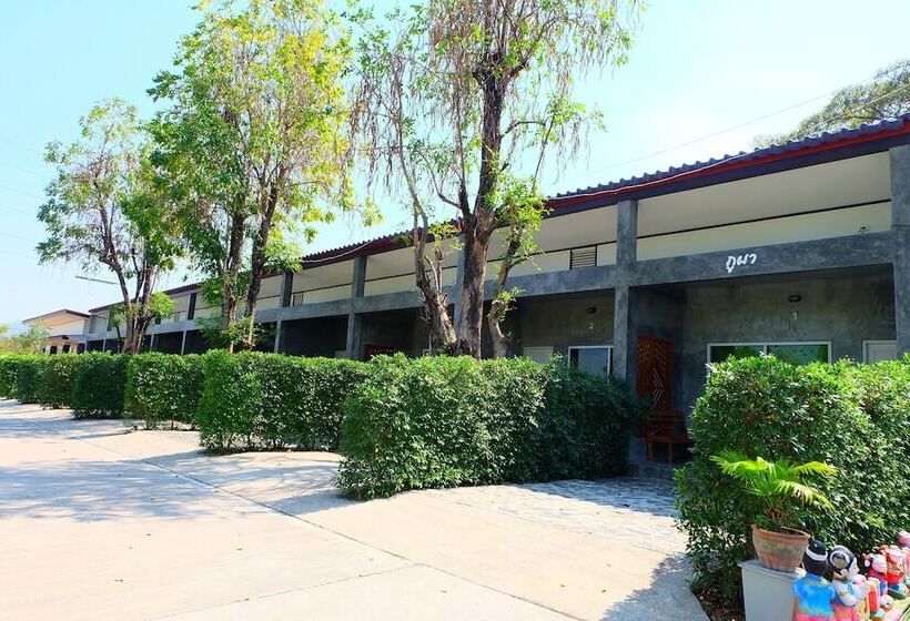 Szálloda Meena Garden Resort