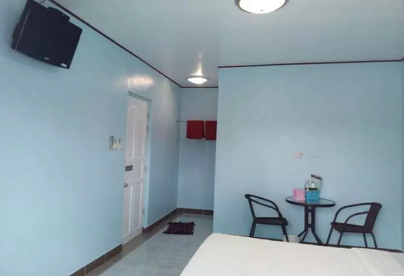 ホテル Onanong Resort