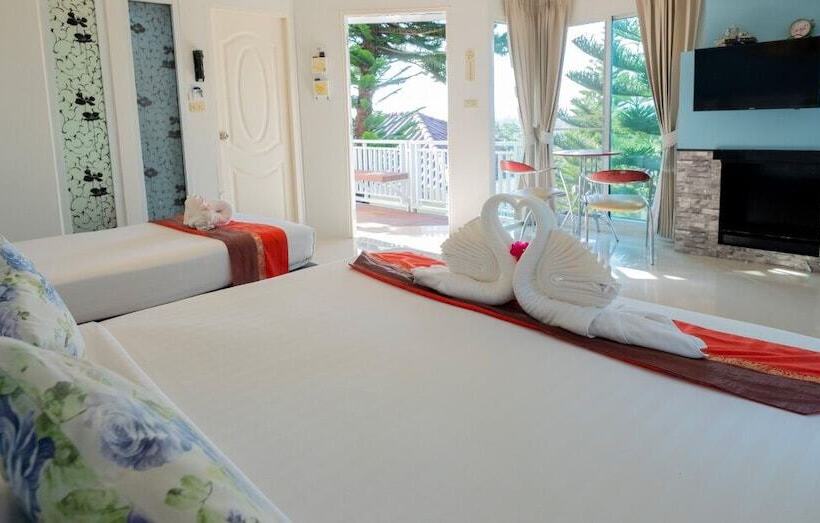 בית מלון כפרי Phukaew Resort & Adventure Park