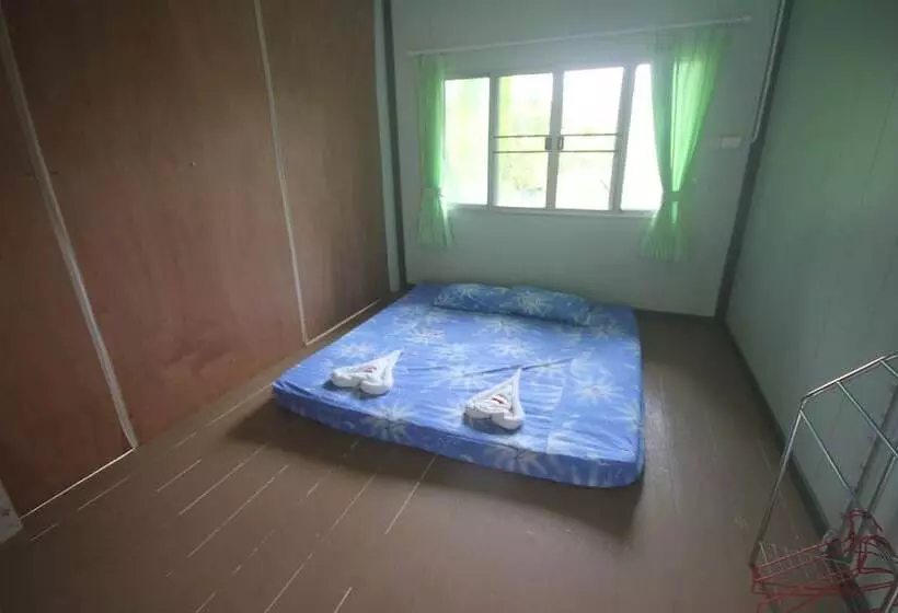 ペンション Ban Muang Pon Home Stay