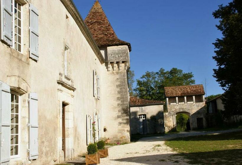 بنسيون Château De La Combe