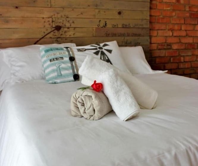 Majatalo Elandsrus Oornag