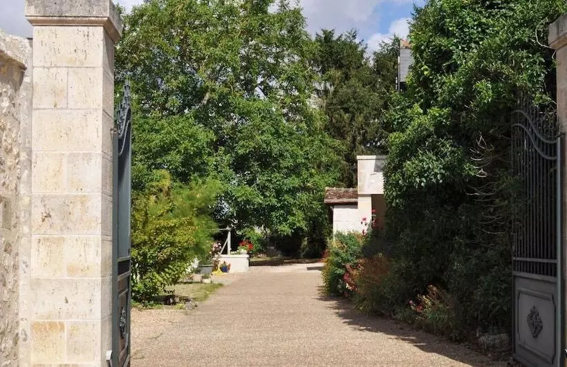 ペンション Le Relais De Nozieux