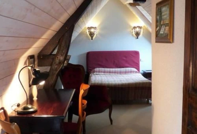 بنسيون Le Relais De Nozieux