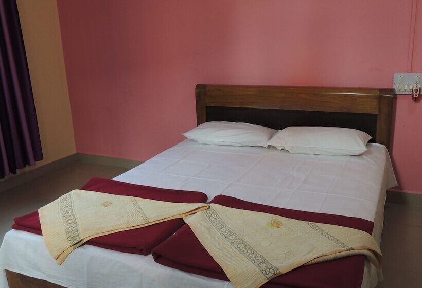 Pensjonat Mysa   Dandeli Lodge