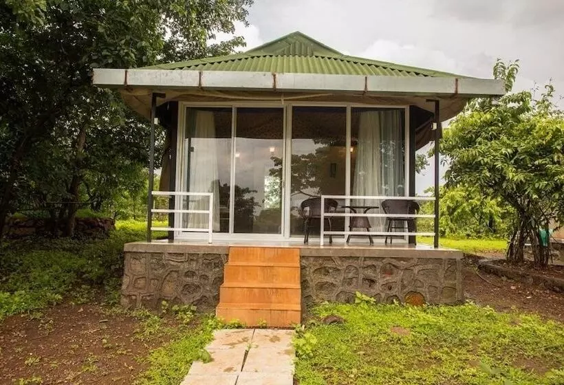 Lomakeskus Nature Trails Kundalika, Kolad