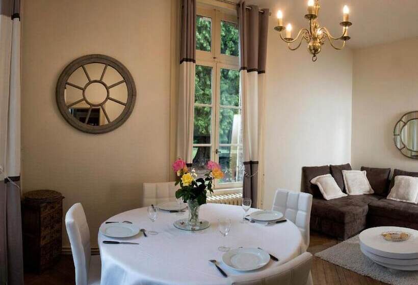 مبيت وإفطار Chambres D Hôtes Château Du Landin