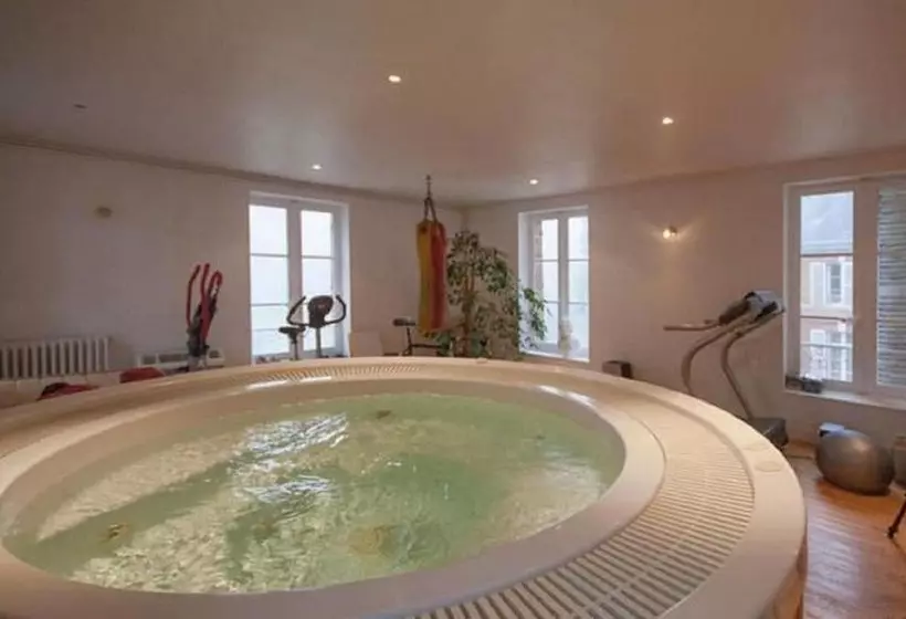 Aamiaismajoitus (B&B) Chambres D Hôtes Château Du Landin