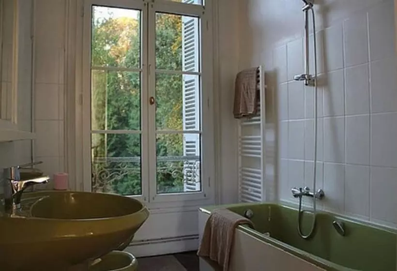 Aamiaismajoitus (B&B) Chambres D Hôtes Château Du Landin