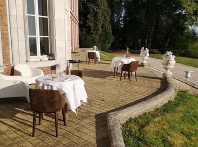 مبيت وإفطار Chambres D Hôtes Château Du Landin