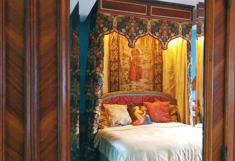 민박 Chateau De La Lande