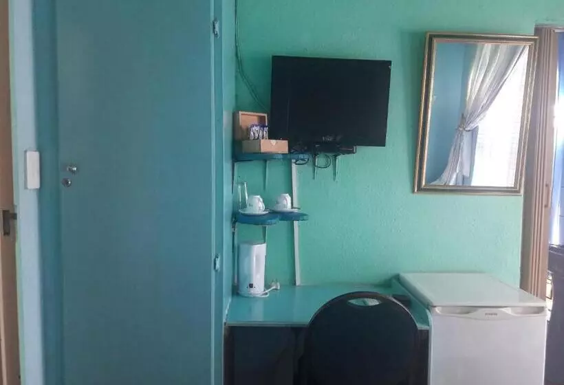 Aamiaismajoitus (B&B) Diphororo Guest House