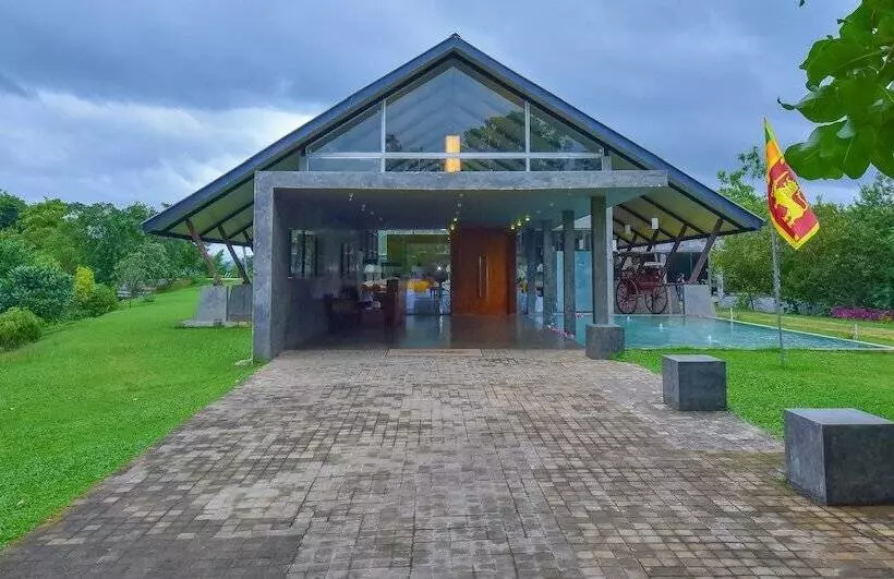 Hotelli Bogala Village Eco Resort