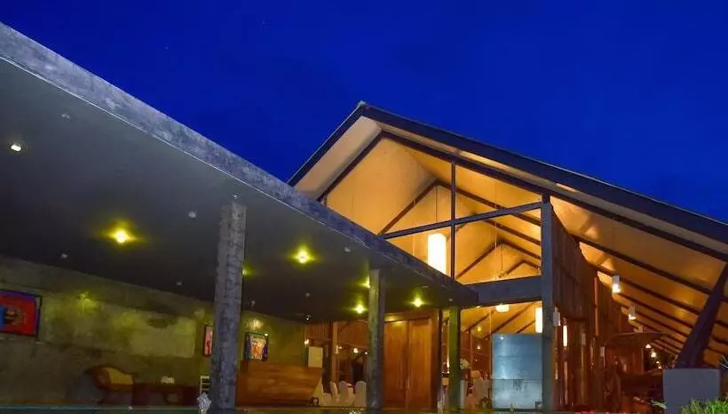 Hotelli Bogala Village Eco Resort