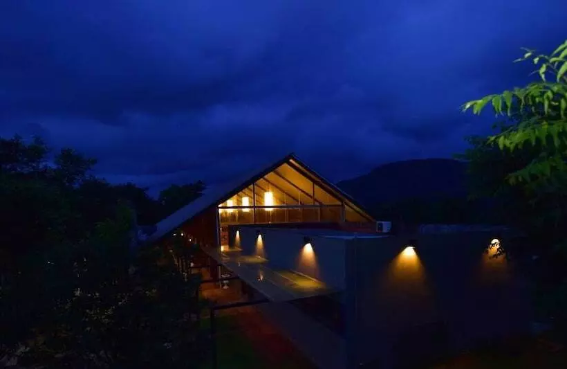 Hotelli Bogala Village Eco Resort