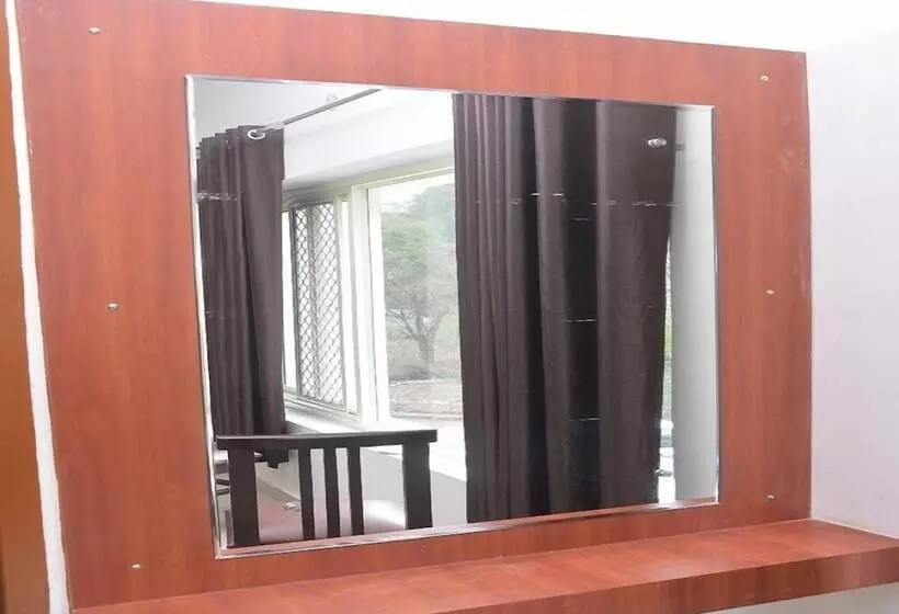 ホテル Corbett Mist Resort