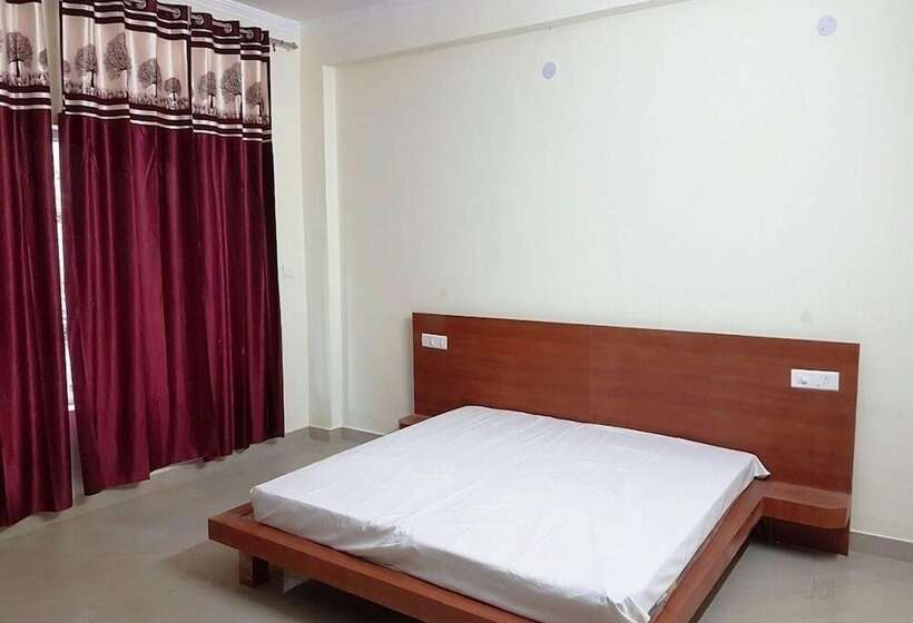 Hotel Corbett Mist Resort