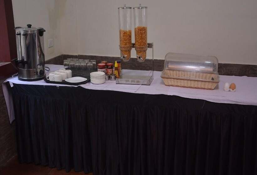 酒店 Corbett Mist Resort