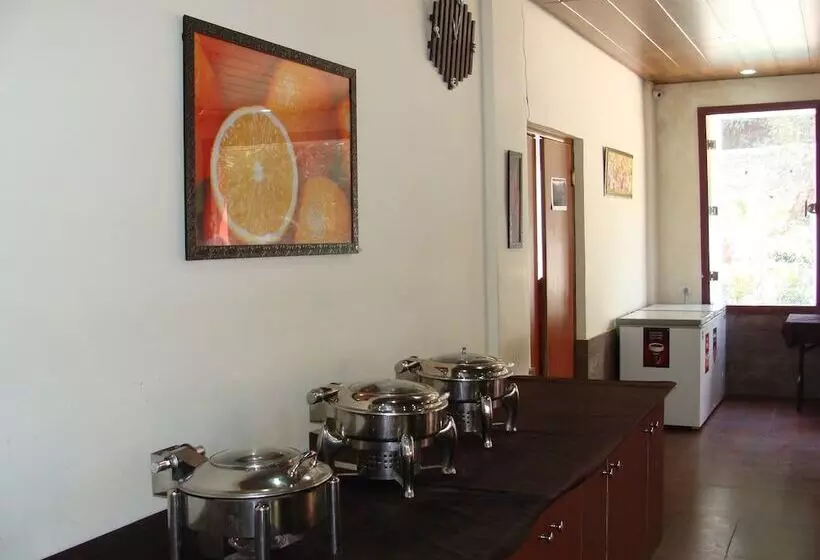 ホテル Corbett Mist Resort