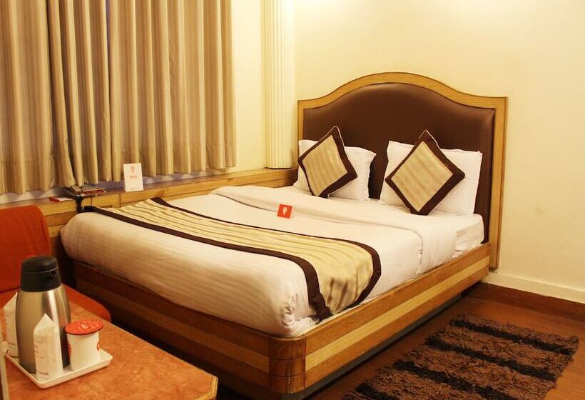 ホテル Happy Home By Oyo