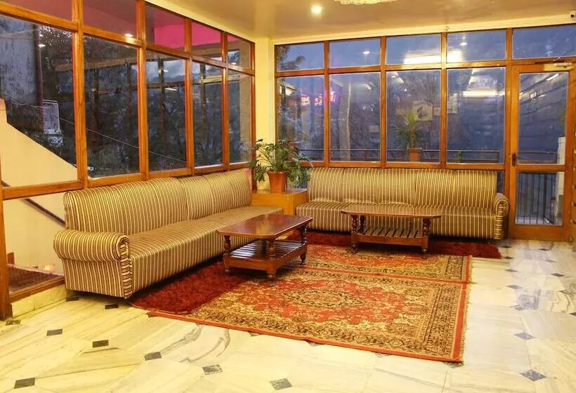 ホテル Happy Home By Oyo