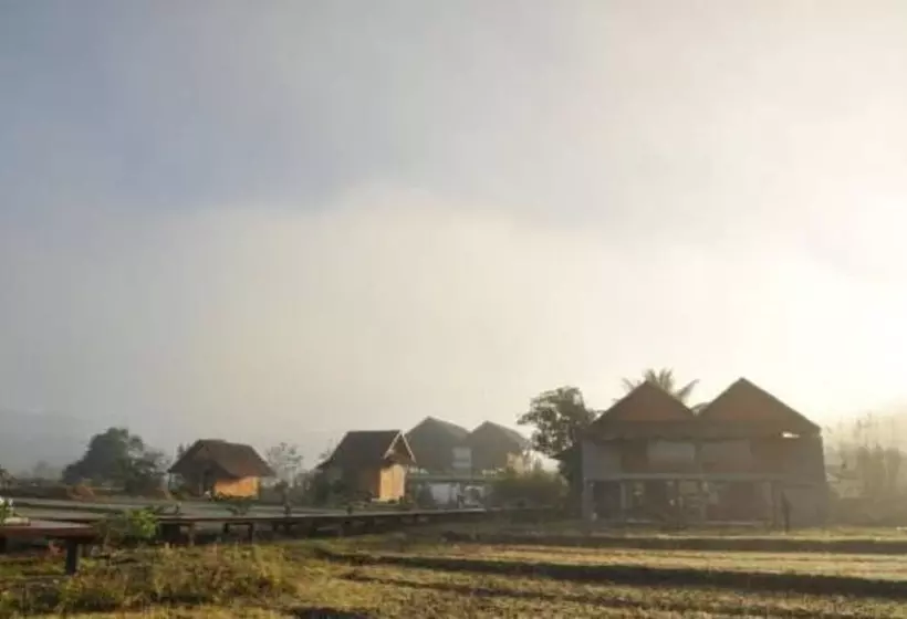 Hotelli Herntai Resort