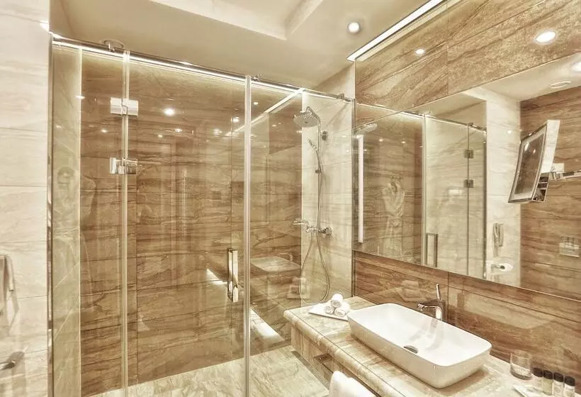 Hotelli Kol Gali Resort & Spa